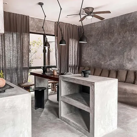 Jungle Boho Designer Apart 11 W50 Off Access Hotel Bardo